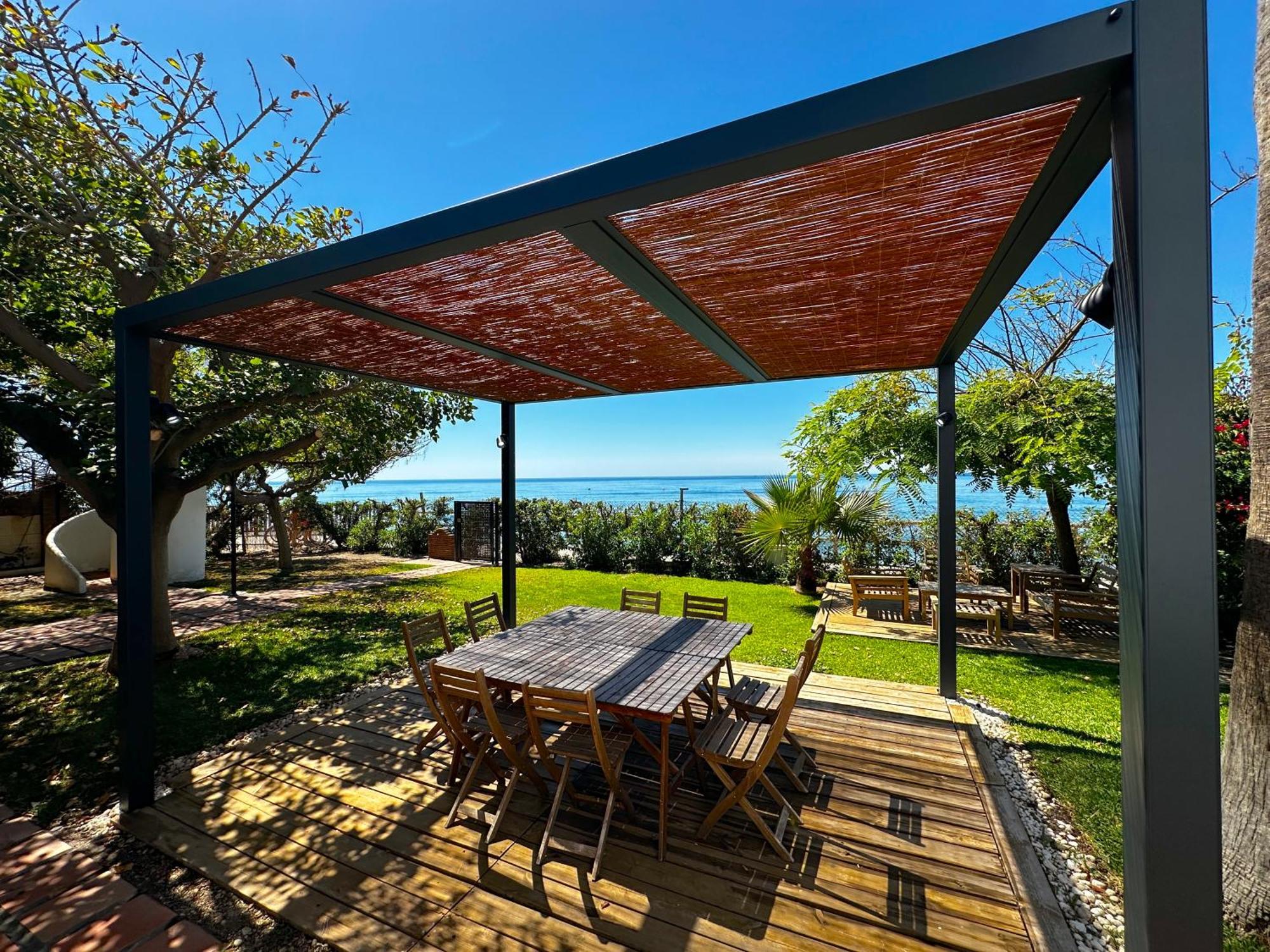 Villa Alboran Beachfront 9Pax Torre de Benagalbon Exterior foto
